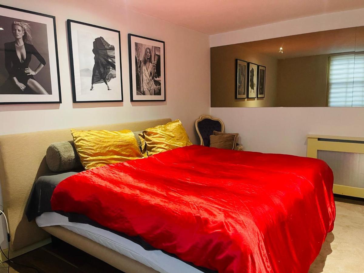 Red Light District B & B Canal View アムステルダム エクステリア 写真